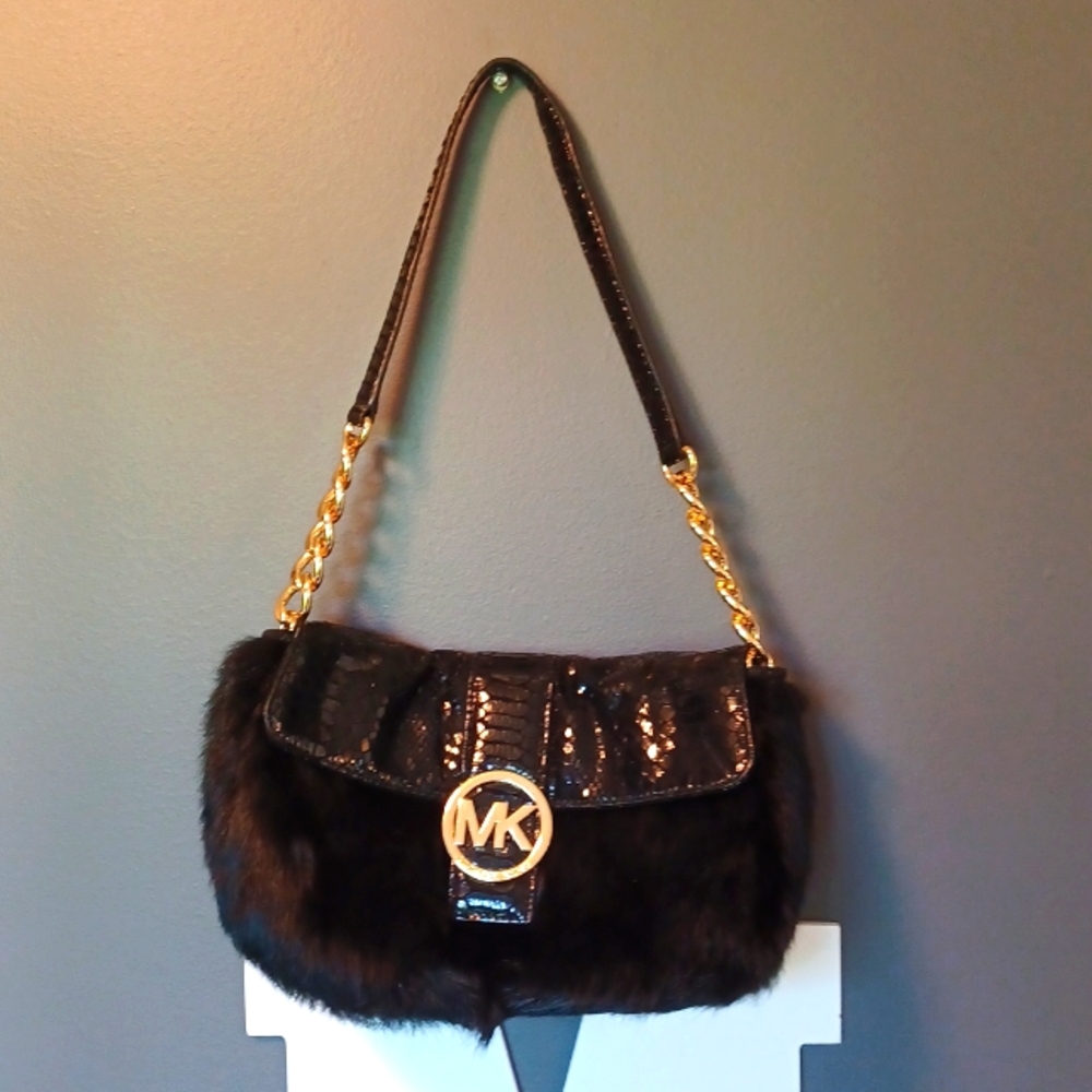MICHAEL KORS FULTON BLACK RABBIT FUR+PYTHON LEATHER+ CLUTCH,SHOULDER BAG